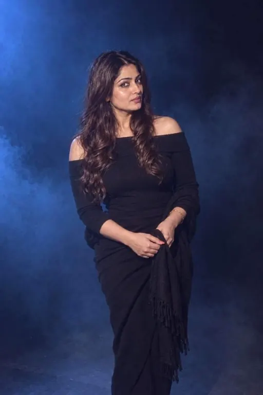 Marina, 34, housewife escort in Bandra, Mumbai - full photo
