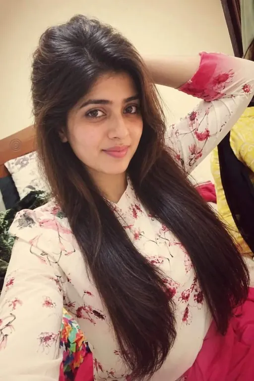 Monika, 24, busty escort in Borivali, Mumbai - another photo
