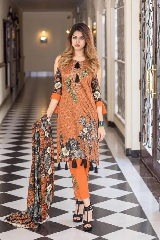 Ritika, 25, hotel escort in Powai, Mumbai - another photo