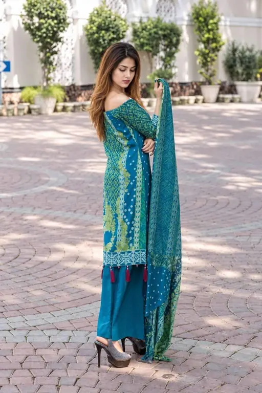 Ritika, 25, hotel escort in Powai, Mumbai - evening photo