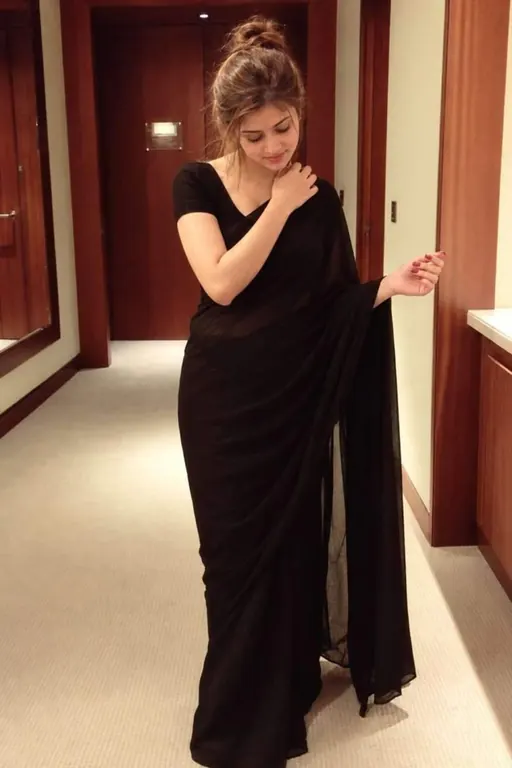 Roshni, 25, model escort in Juhu, Mumbai - another photo