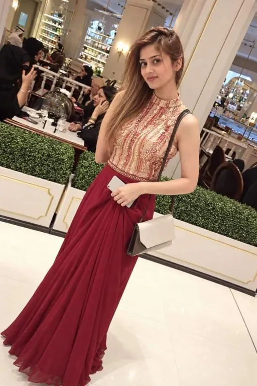 Roshni, 25, model escort in Juhu, Mumbai - full photo